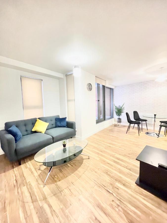 Lovely 2 - Bedroom Condo In Manchester City Centre Eksteriør billede